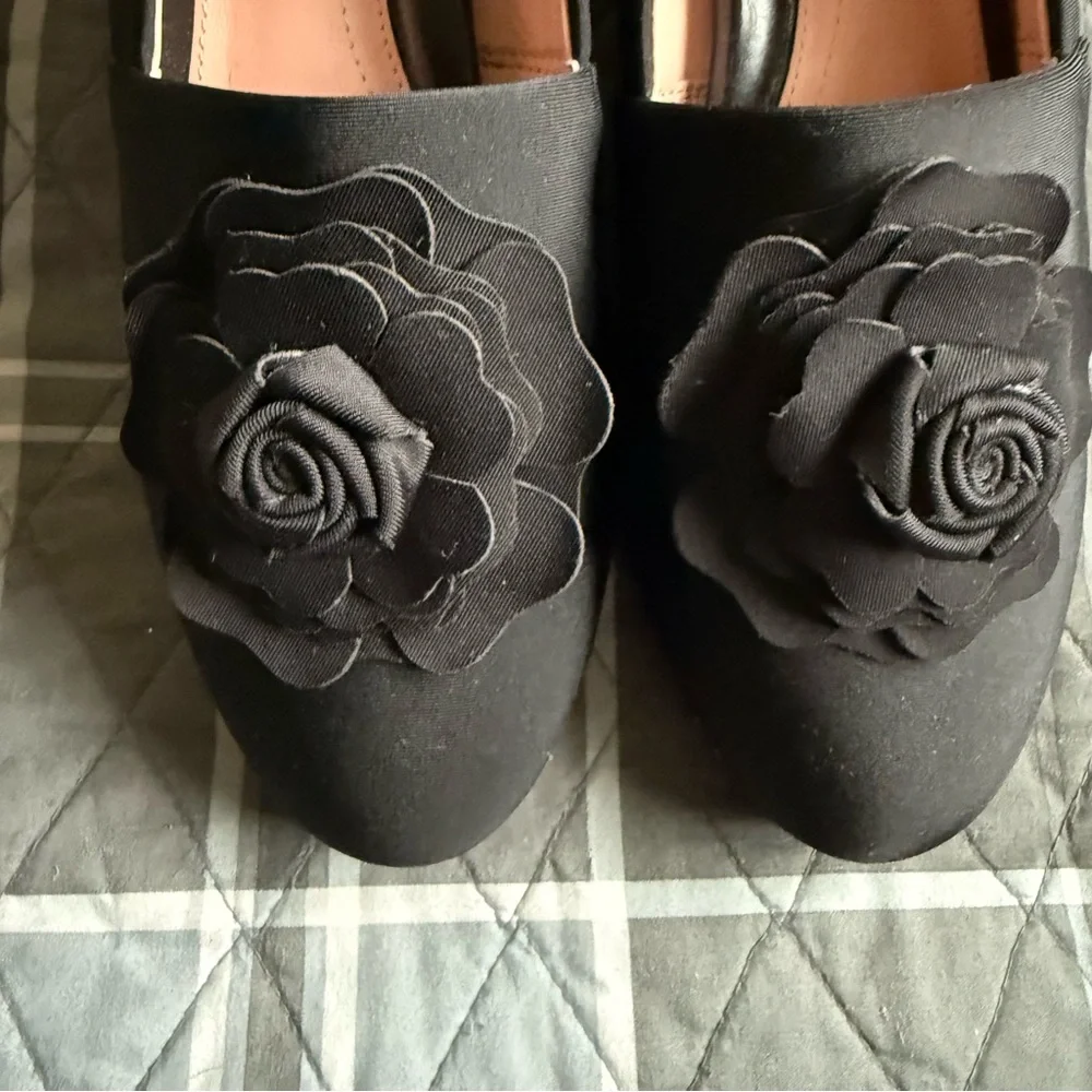 Taryn Rose worn once
